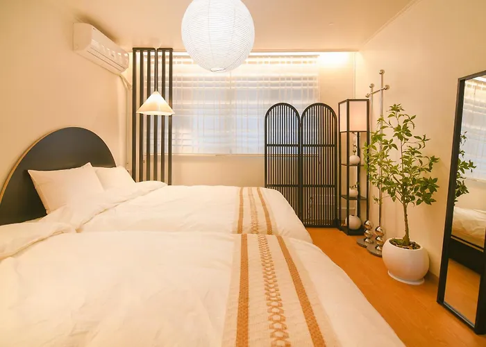 8,9월 특가, 강남, 프리미엄 2br, 6인, 코엑스, 잠실, 롯데타워, Kspo돔, 성형, 삼성병원, Cozy Nest Appartement Seoel